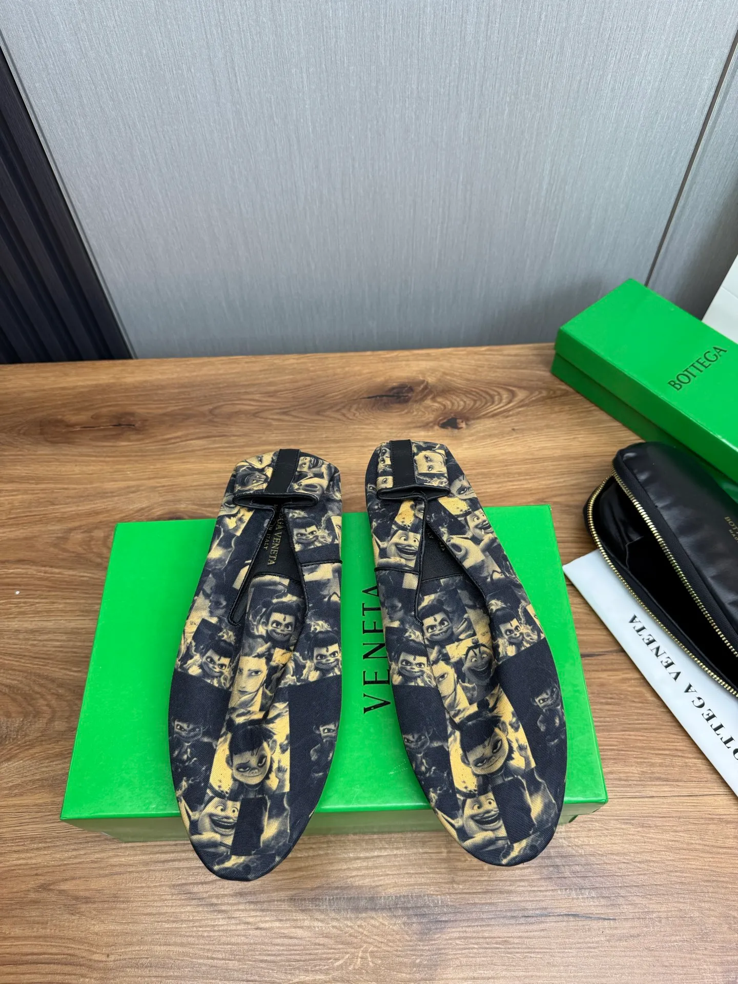 Men's shoes 💰460💰 BV - popular wallet shoes 👟 Casual, fashionable and comfortable 🔗 Good partner for travel ✅ Imported Nezha series printed fabric + imported cowhide. Original rubber outsole, available all year round 👏 Size: 38-45 (38.45 custom-made, non-refundable)